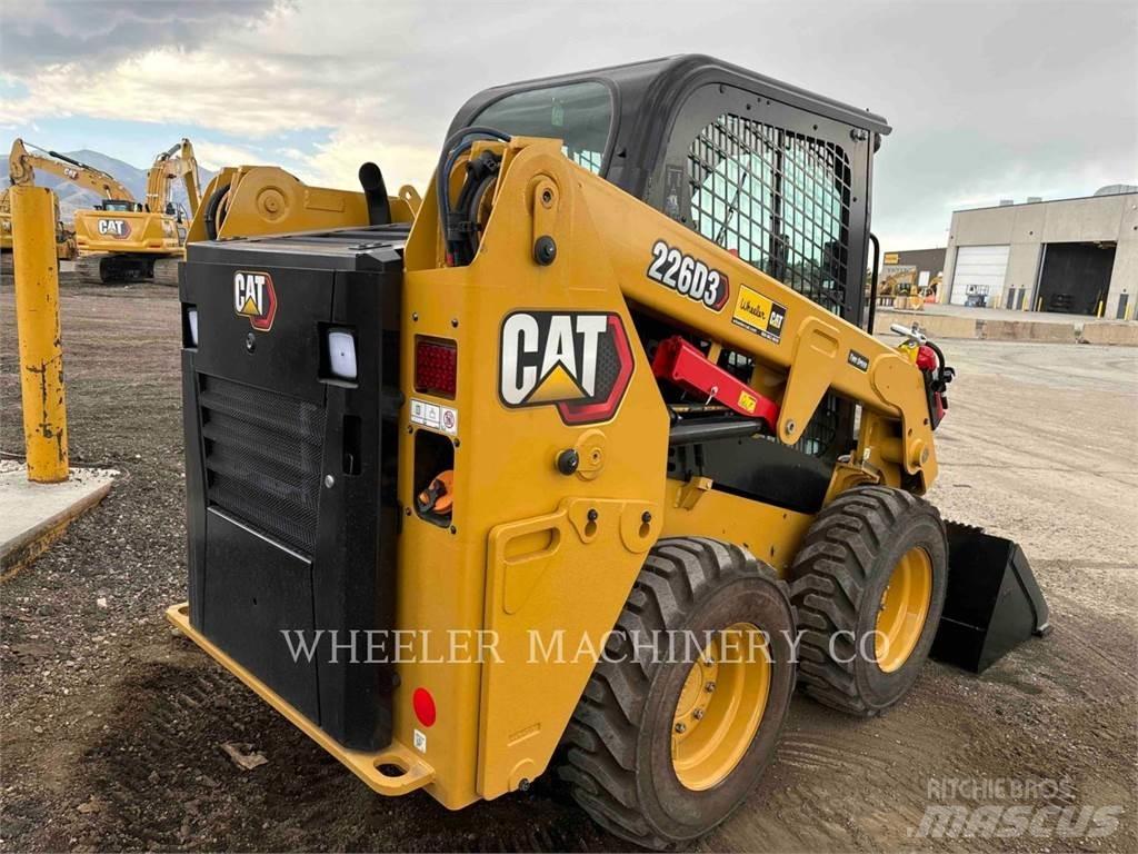 CAT 226D3 C3H2 Chargeuse compacte