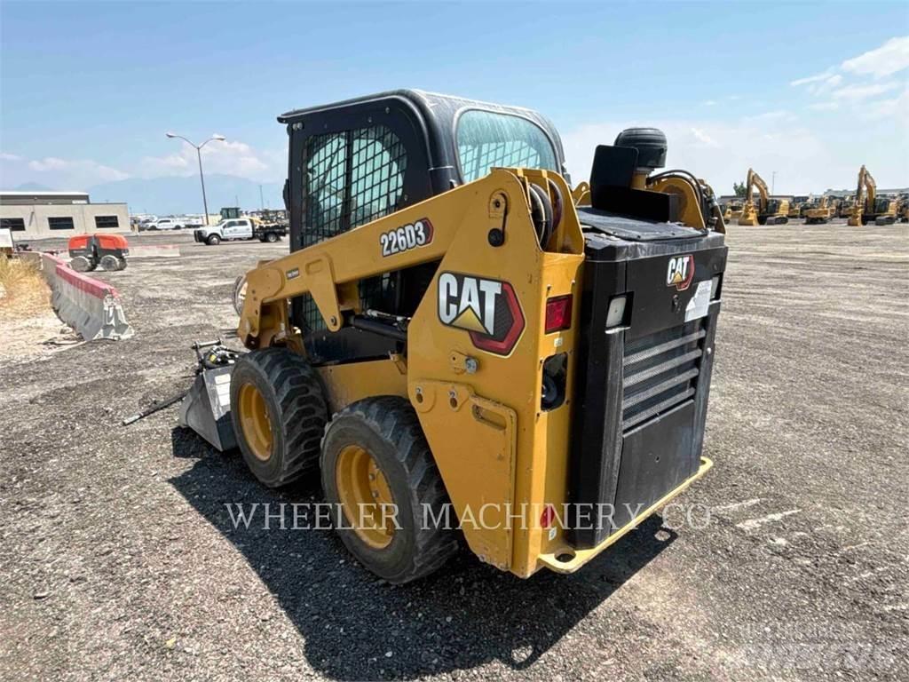 CAT 226D3 C3H2 Chargeuse compacte
