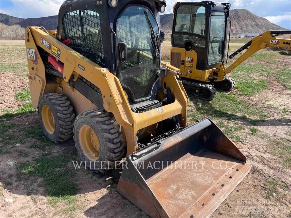 CAT 226D3 C3H2 Chargeuse compacte