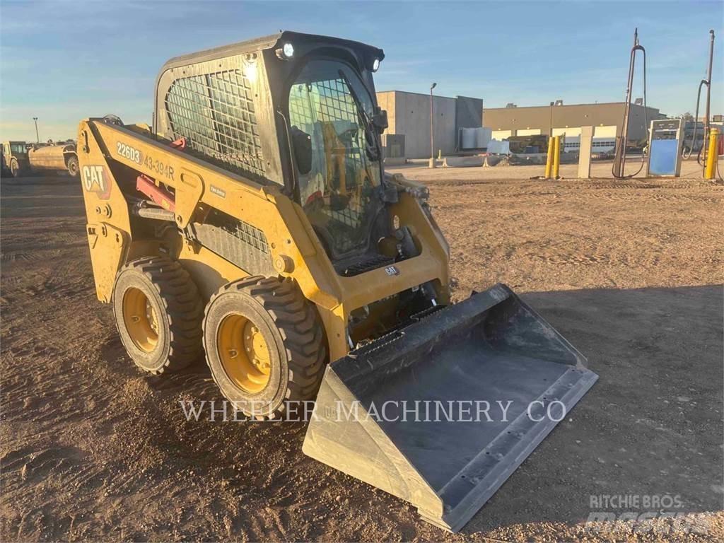 CAT 226D3 C3H2 Chargeuse compacte