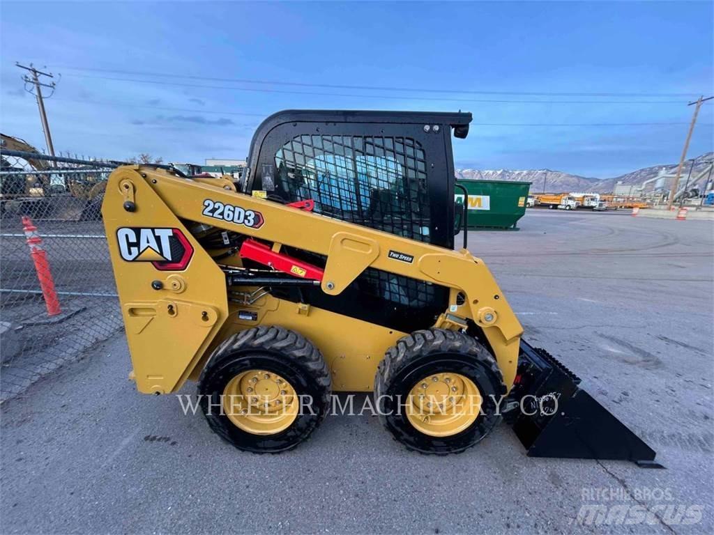 CAT 226D3 C3H2 Chargeuse compacte