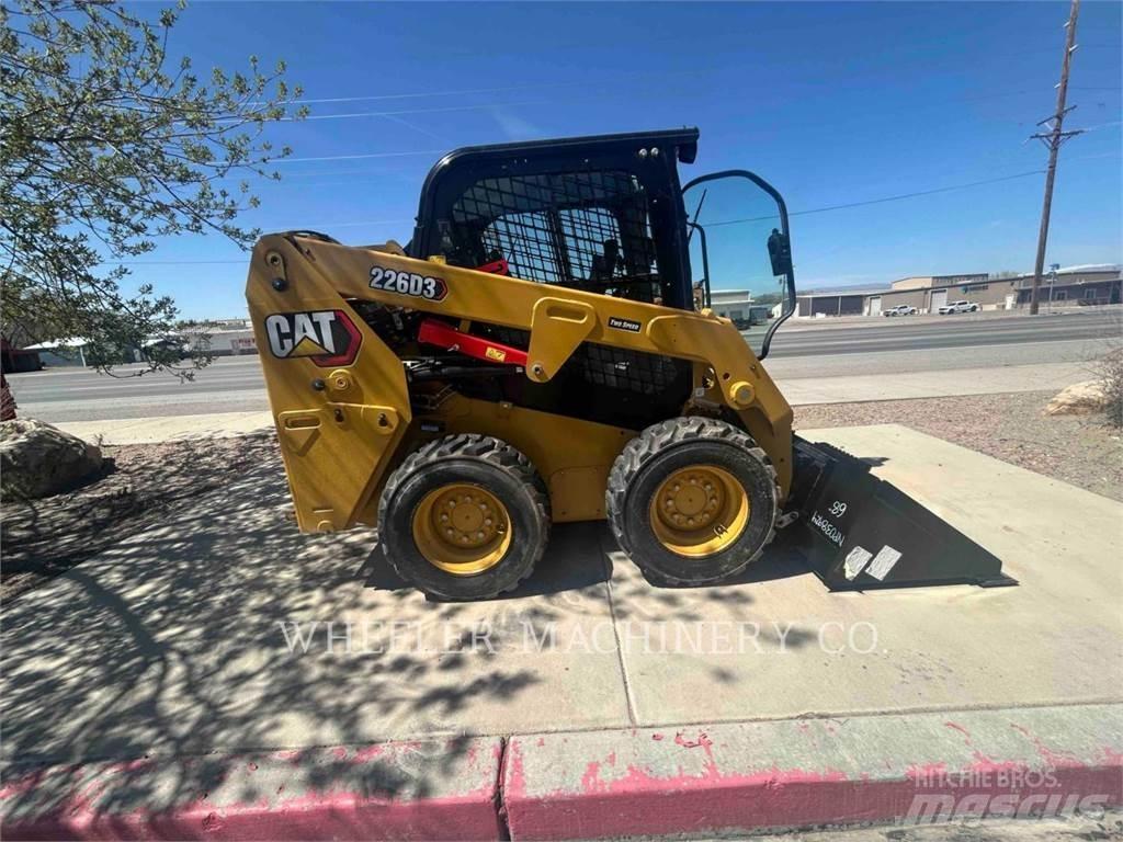 CAT 226D3 C3H2 Chargeuse compacte