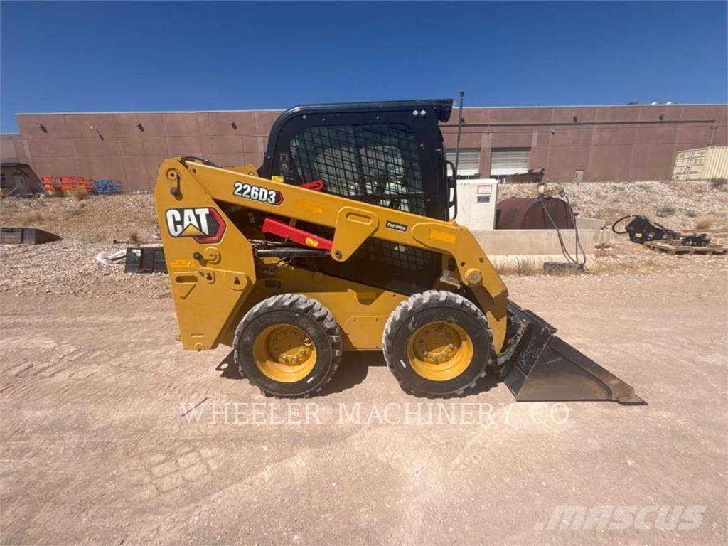 CAT 226D3 C3H2 Chargeuse compacte
