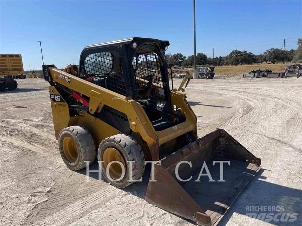 CAT 232D Chargeuse compacte