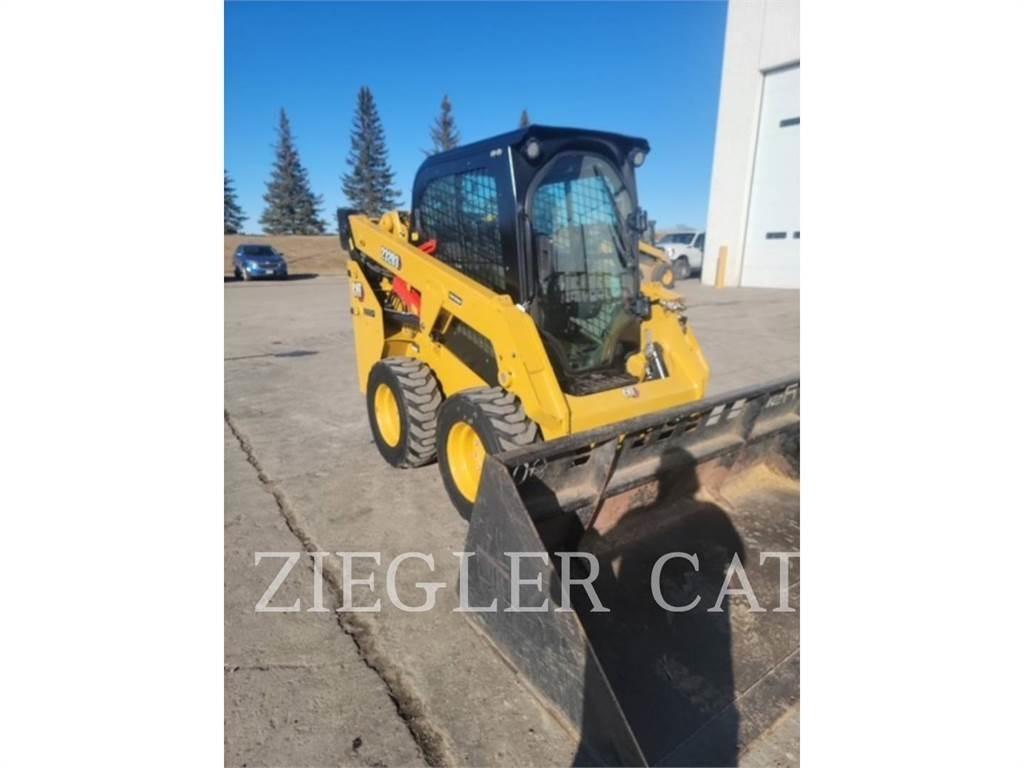 CAT 232D3 Chargeuse compacte
