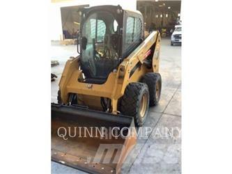 CAT 236D Chargeuse compacte