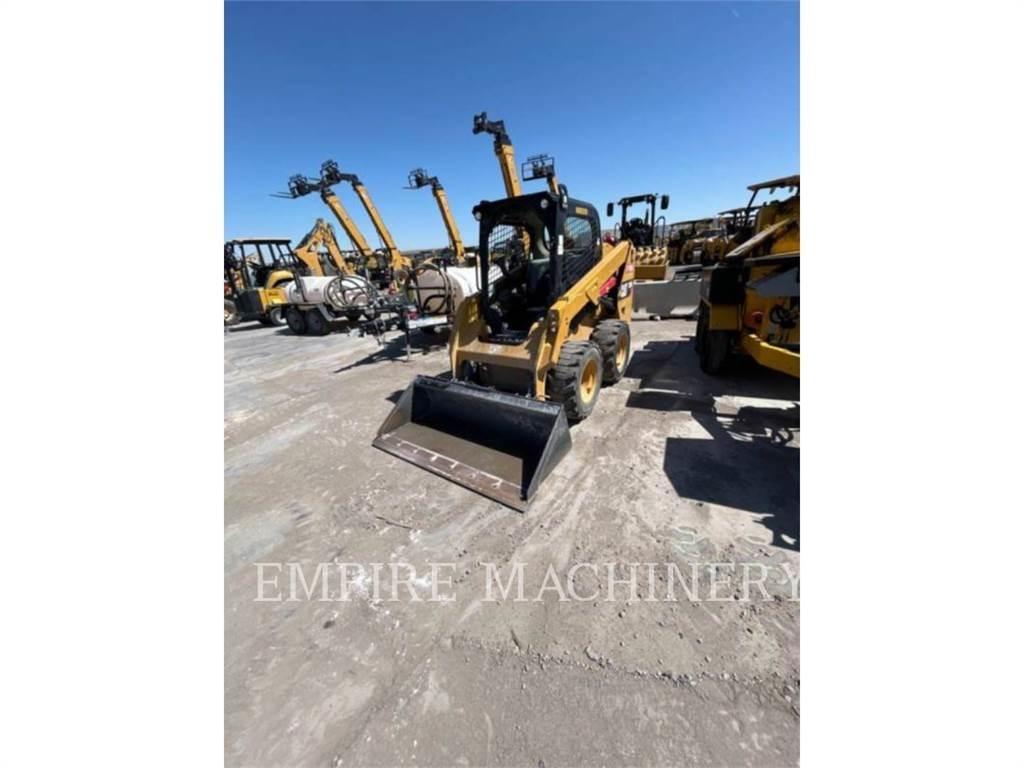CAT 236D Chargeuse compacte