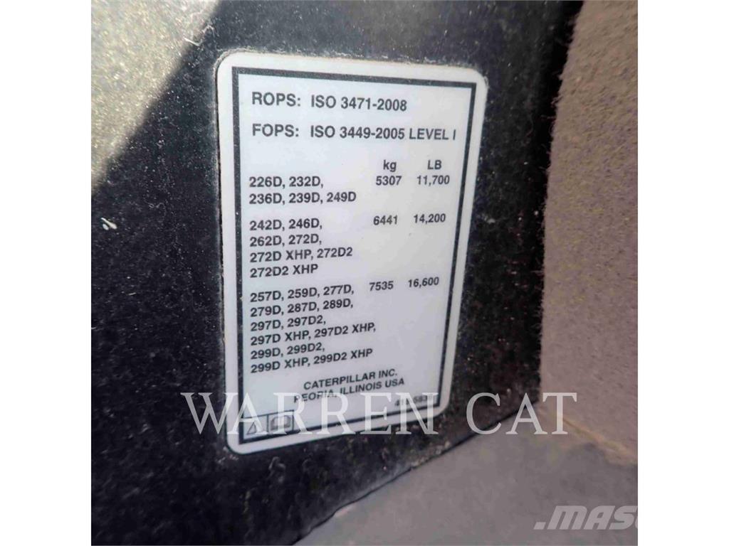 CAT 236D Chargeuse compacte