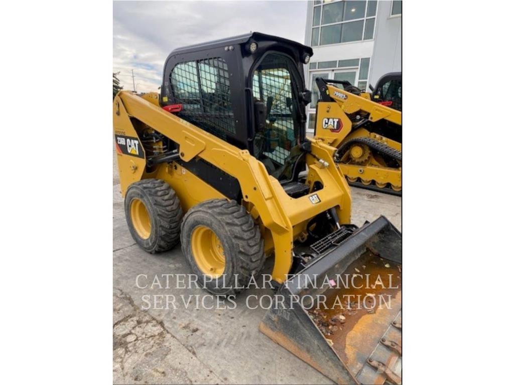 CAT 236D Chargeuse compacte