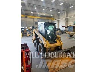 CAT 236D 3 Chargeuse compacte