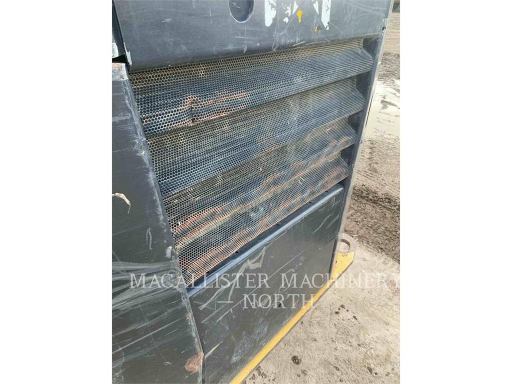 CAT 236D A2Q Chargeuse compacte