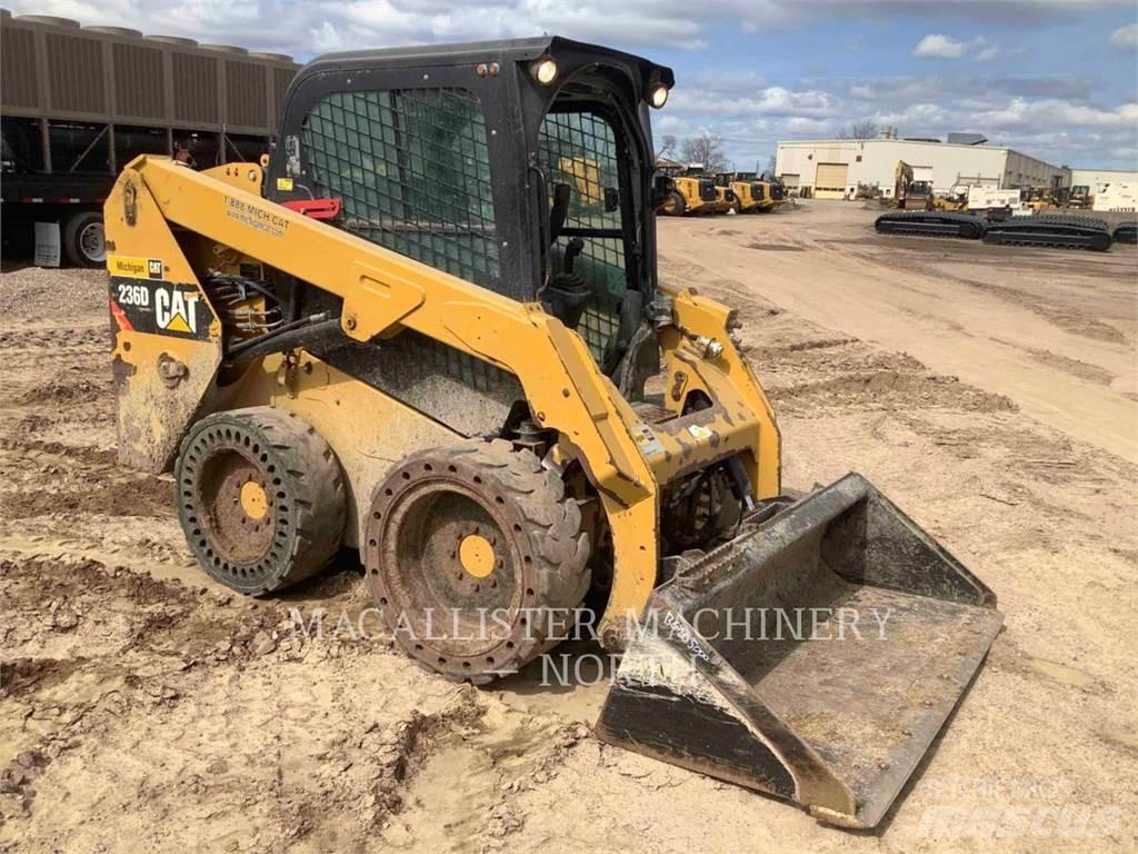 CAT 236D CQ Chargeuse compacte