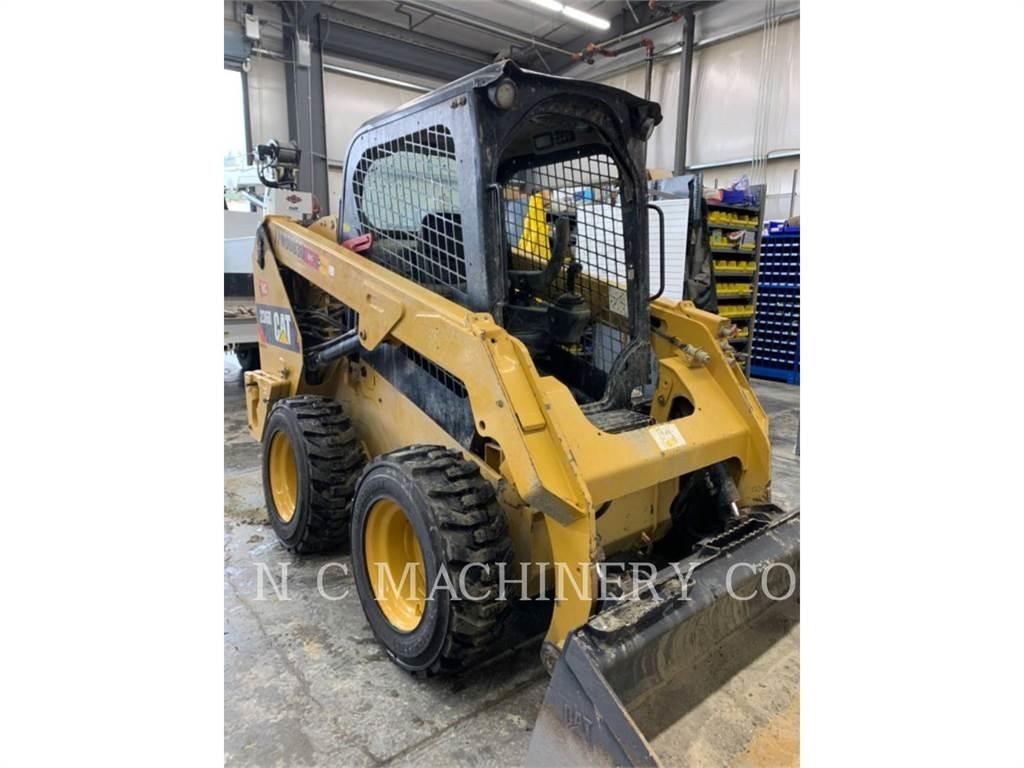 CAT 236D H2CN Chargeuse compacte