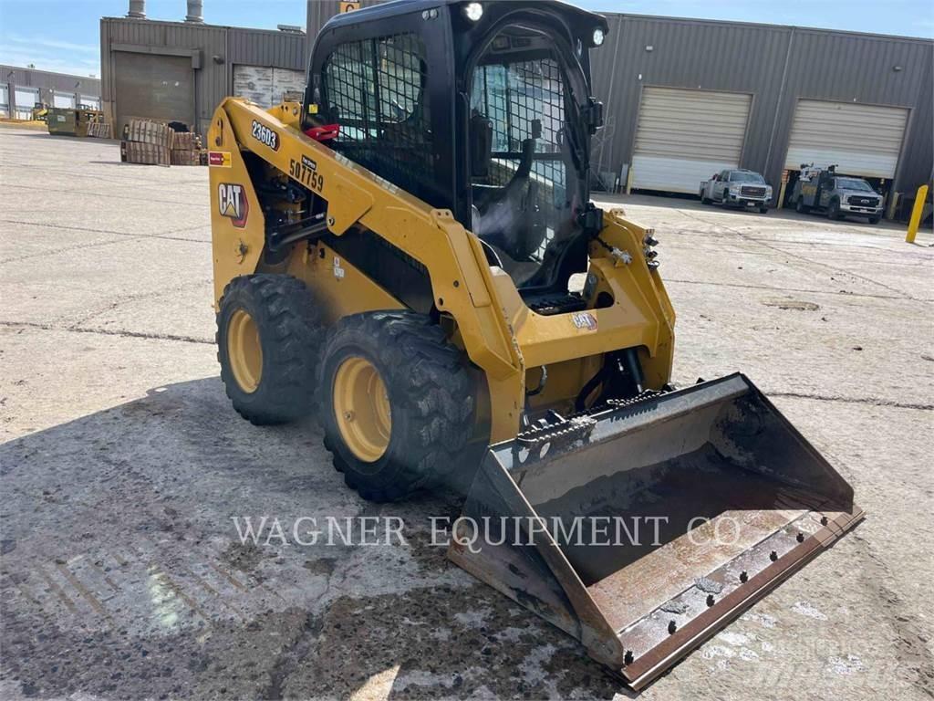 CAT 236D3 Chargeuse compacte