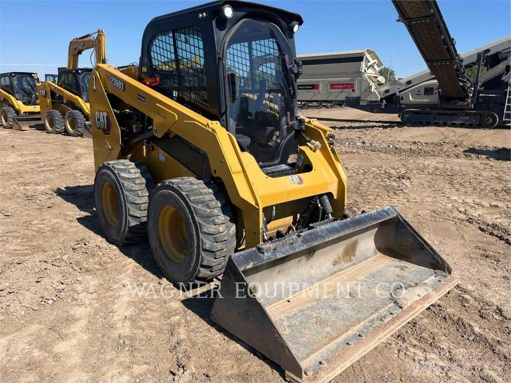 CAT 236D3 Chargeuse compacte