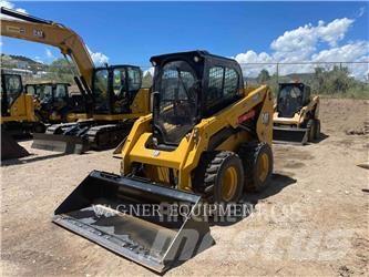 CAT 236D3 Chargeuse compacte
