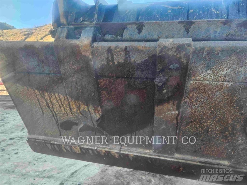 CAT 236D3 Chargeuse compacte