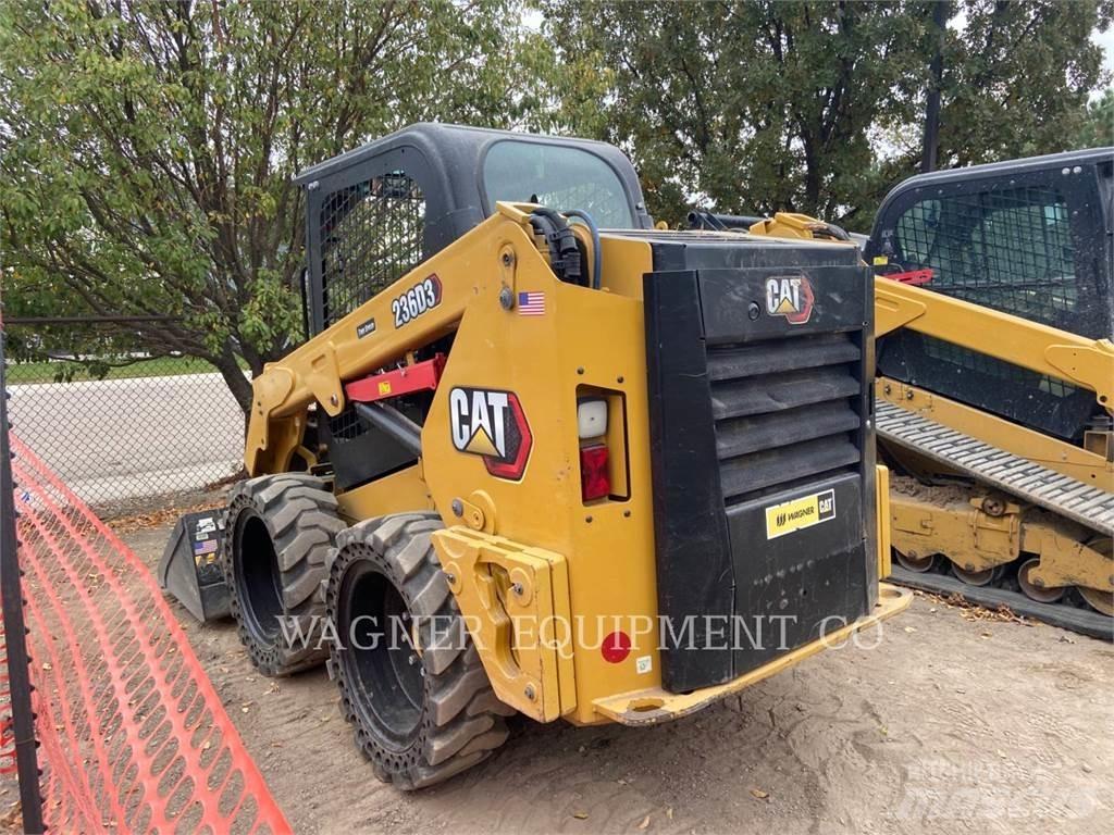 CAT 236D3 Chargeuse compacte