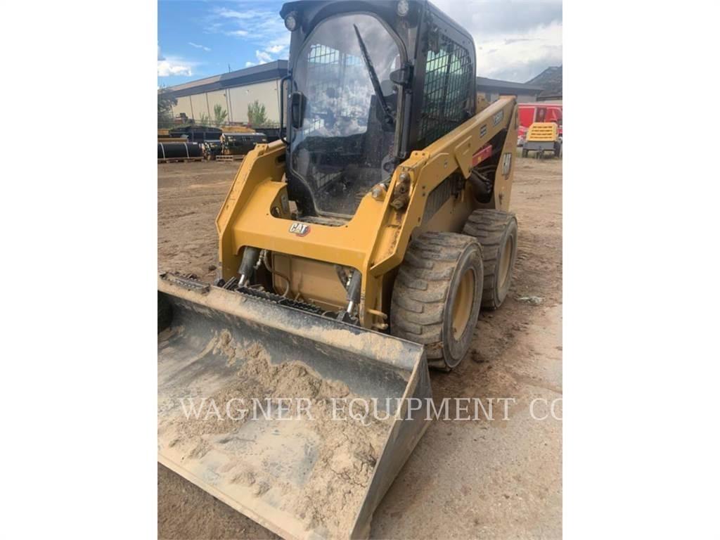 CAT 236D3 Chargeuse compacte