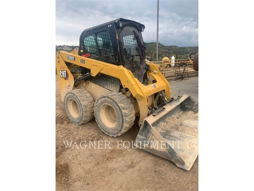 CAT 236D3 Chargeuse compacte