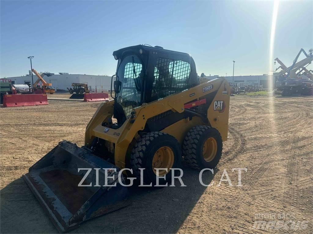 CAT 236D3 Chargeuse compacte