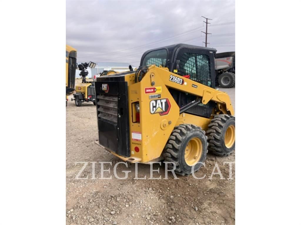 CAT 236D3 Chargeuse compacte