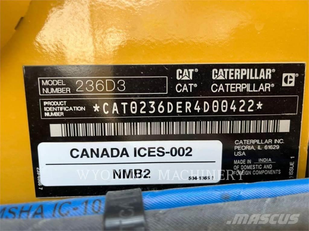 CAT 236D3 Chargeuse compacte