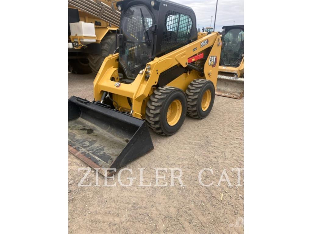 CAT 236D3 Chargeuse compacte