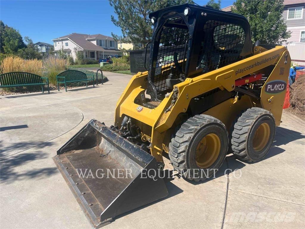 CAT 236D3 Chargeuse compacte
