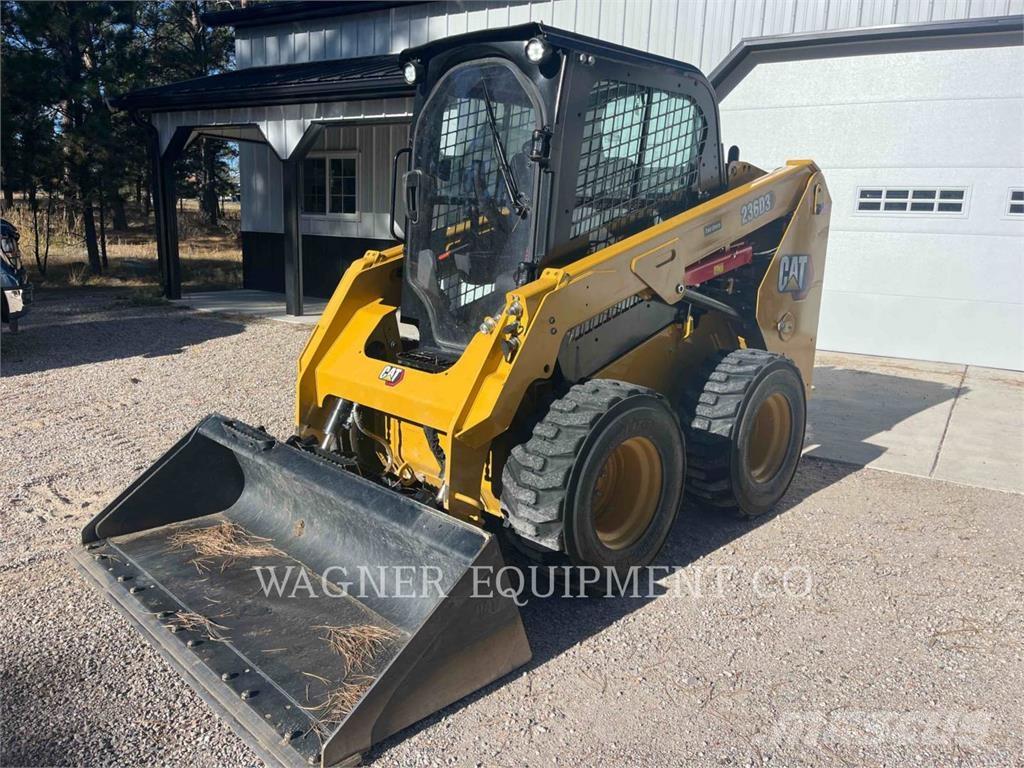 CAT 236D3 Chargeuse compacte