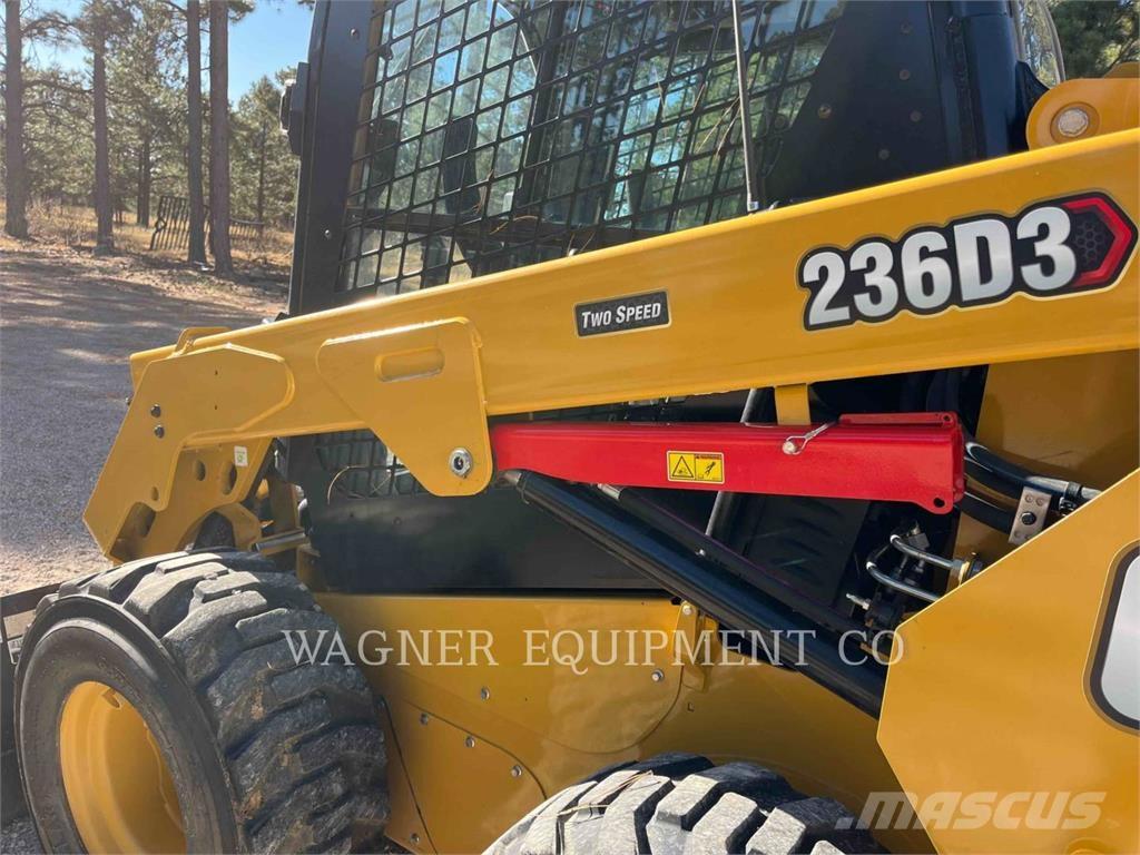 CAT 236D3 Chargeuse compacte