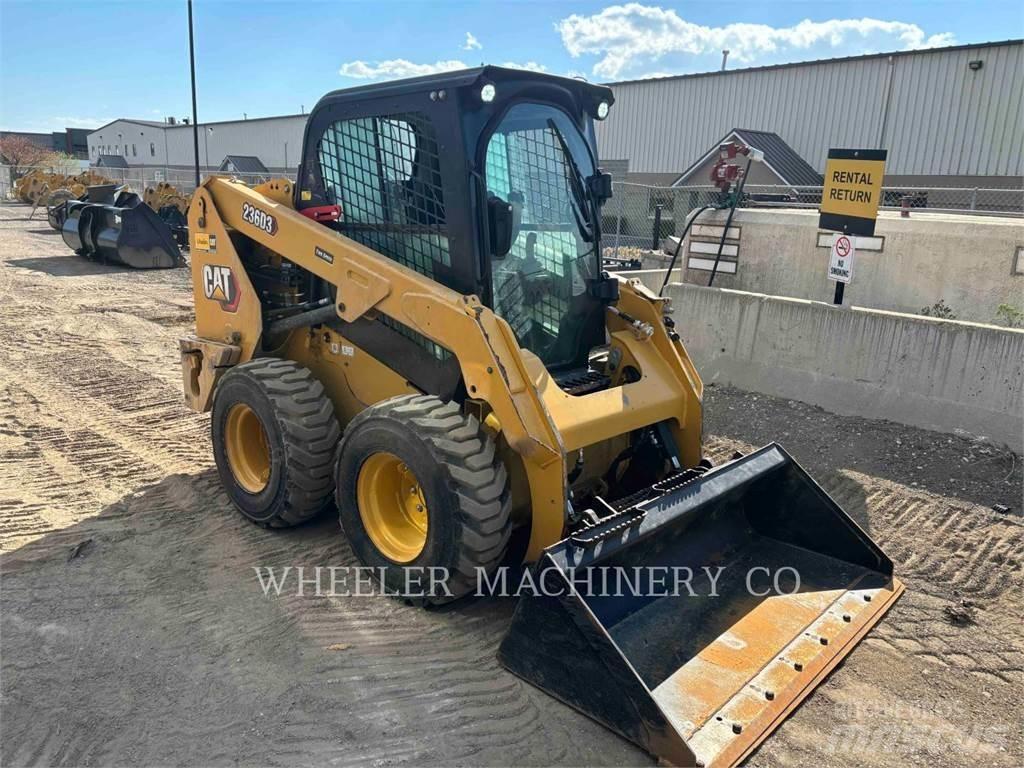CAT 236D3 C3H2 Chargeuse compacte