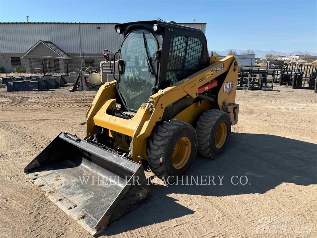 CAT 236D3 C3H2 Chargeuse compacte