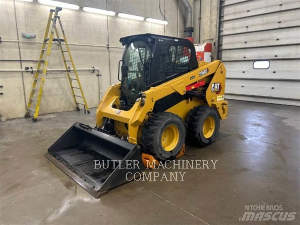 CAT 236D3 C3H2 Chargeuse compacte
