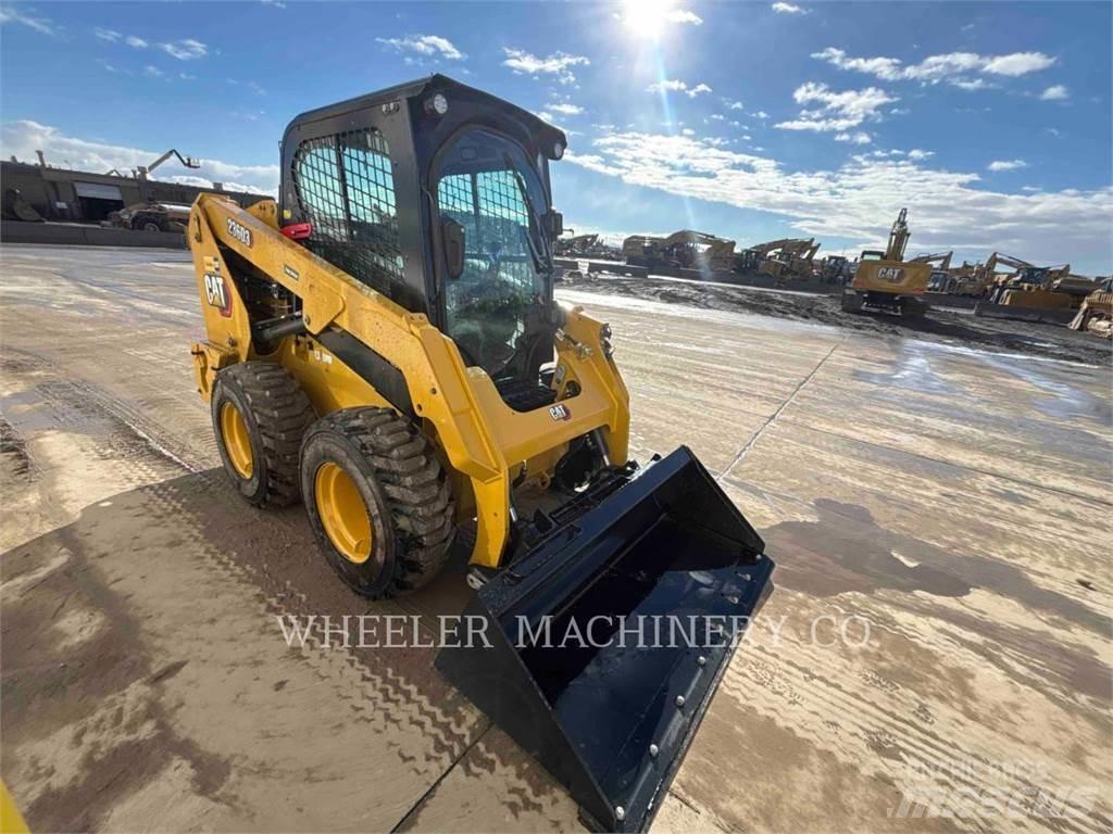 CAT 236D3 C3H2 Chargeuse compacte