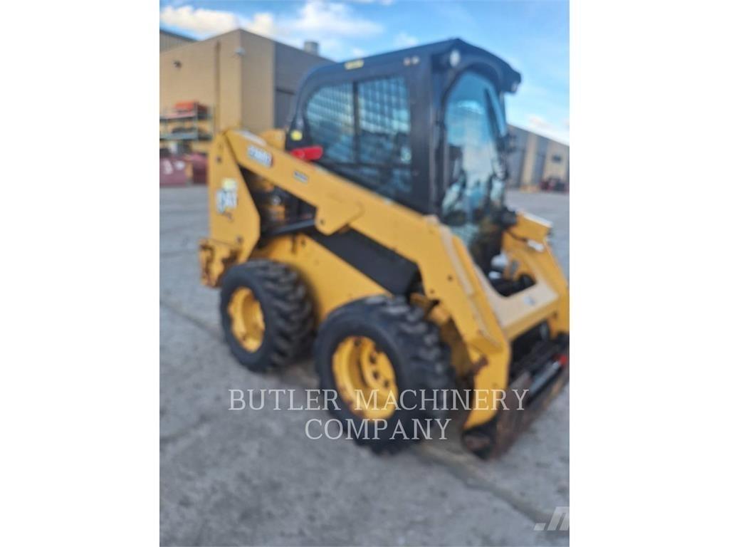 CAT 236D3 C3H2 Chargeuse compacte