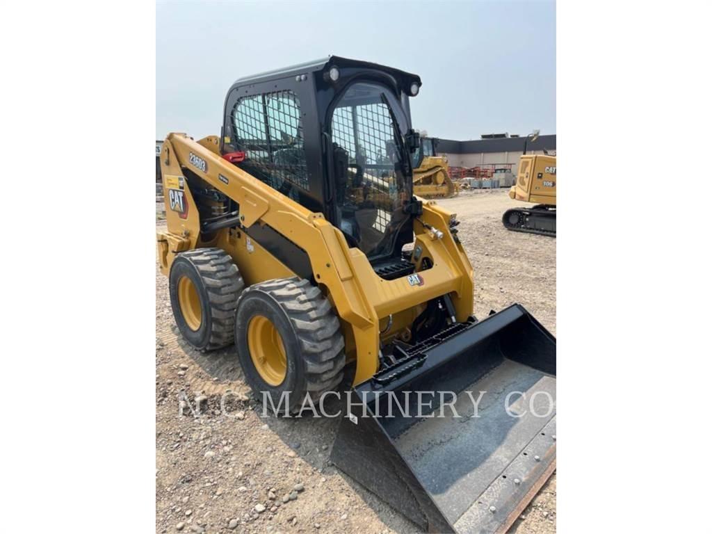 CAT 236D3 H2CB Chargeuse compacte