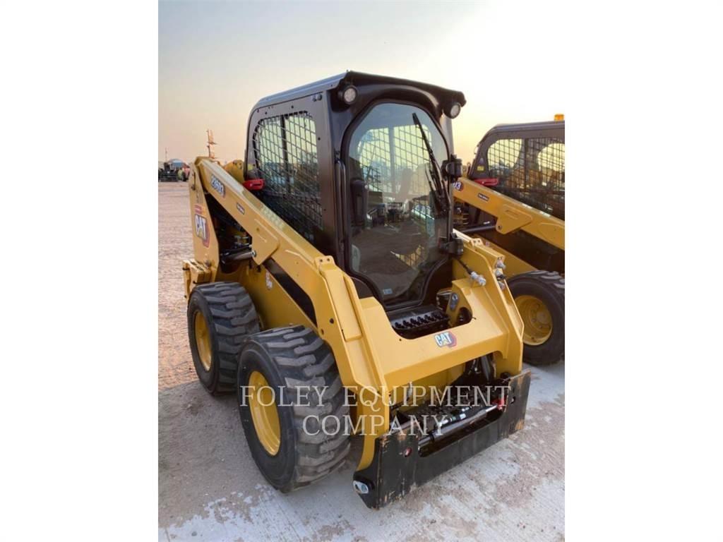 CAT 236D3STD2C Chargeuse compacte