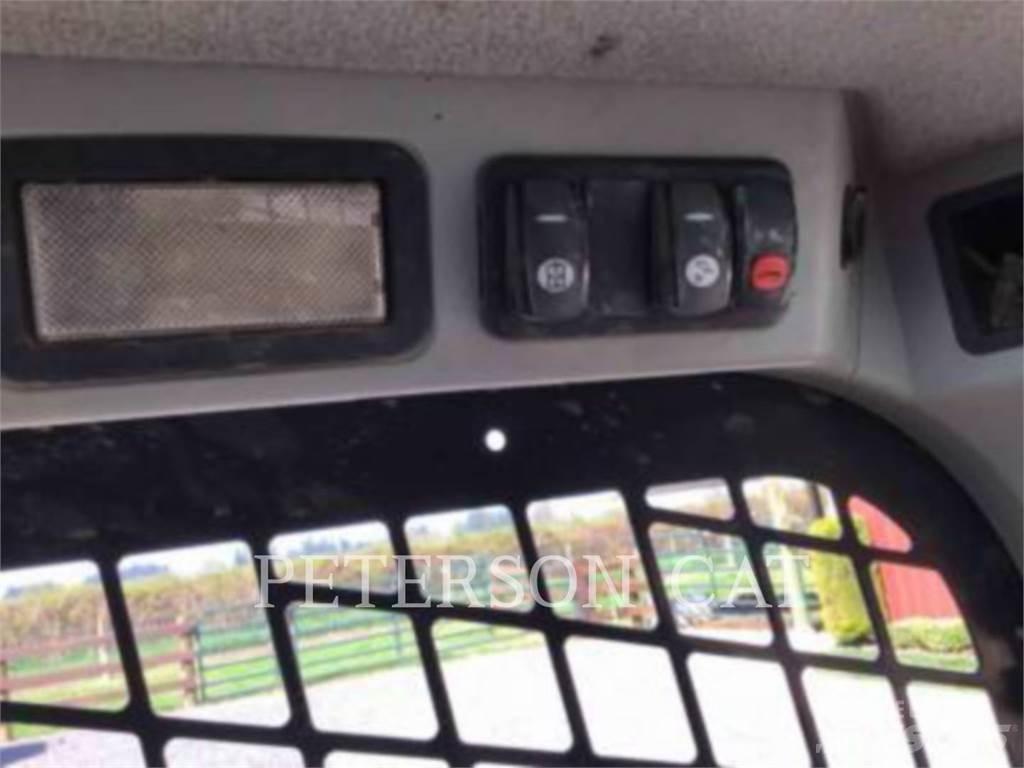 CAT 239D Chargeuse sur chenilles