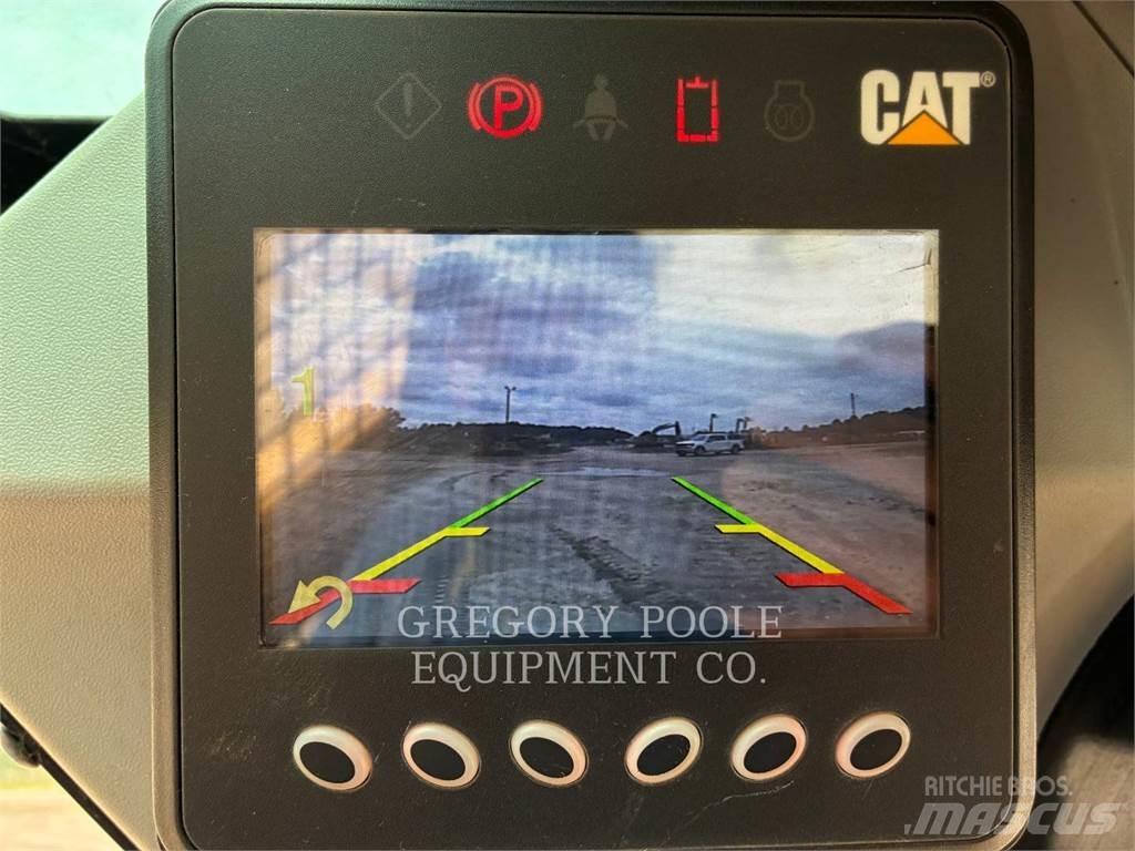 CAT 239D3 Chargeuse sur chenilles