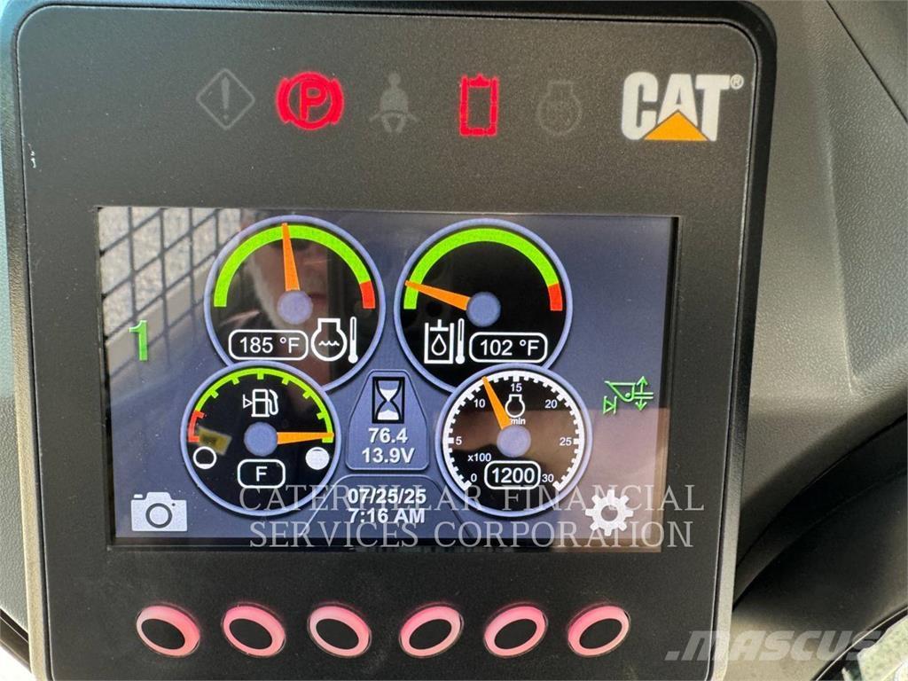 CAT 239D3 Chargeuse sur chenilles