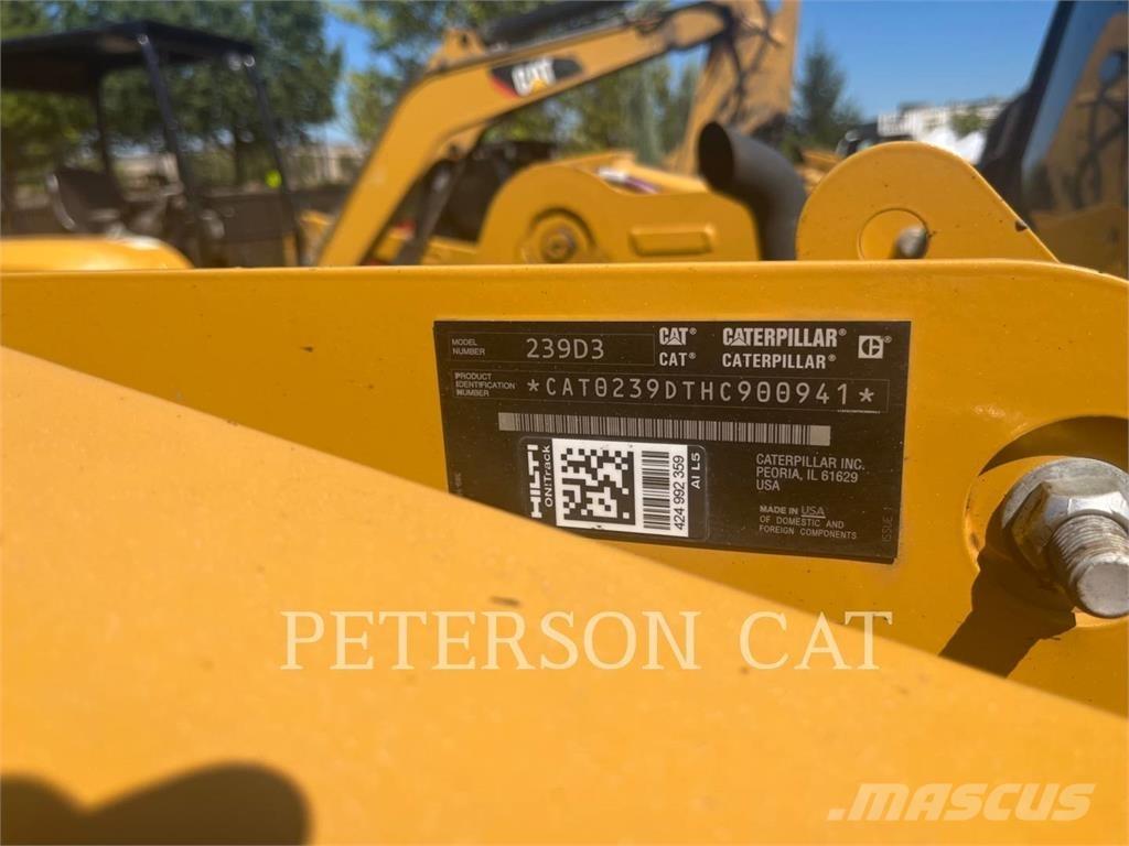 CAT 239D3 Chargeuse compacte
