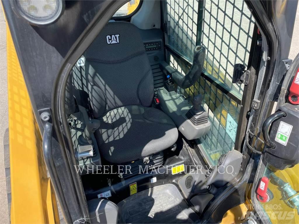 CAT 239D3 C1H2 Chargeuse sur chenilles