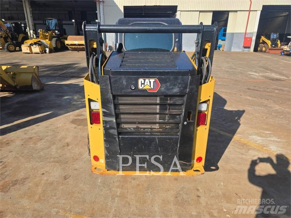 CAT 242 D Chargeuse compacte