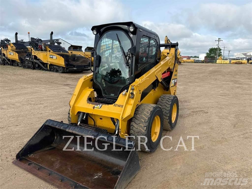 CAT 242D Chargeuse compacte