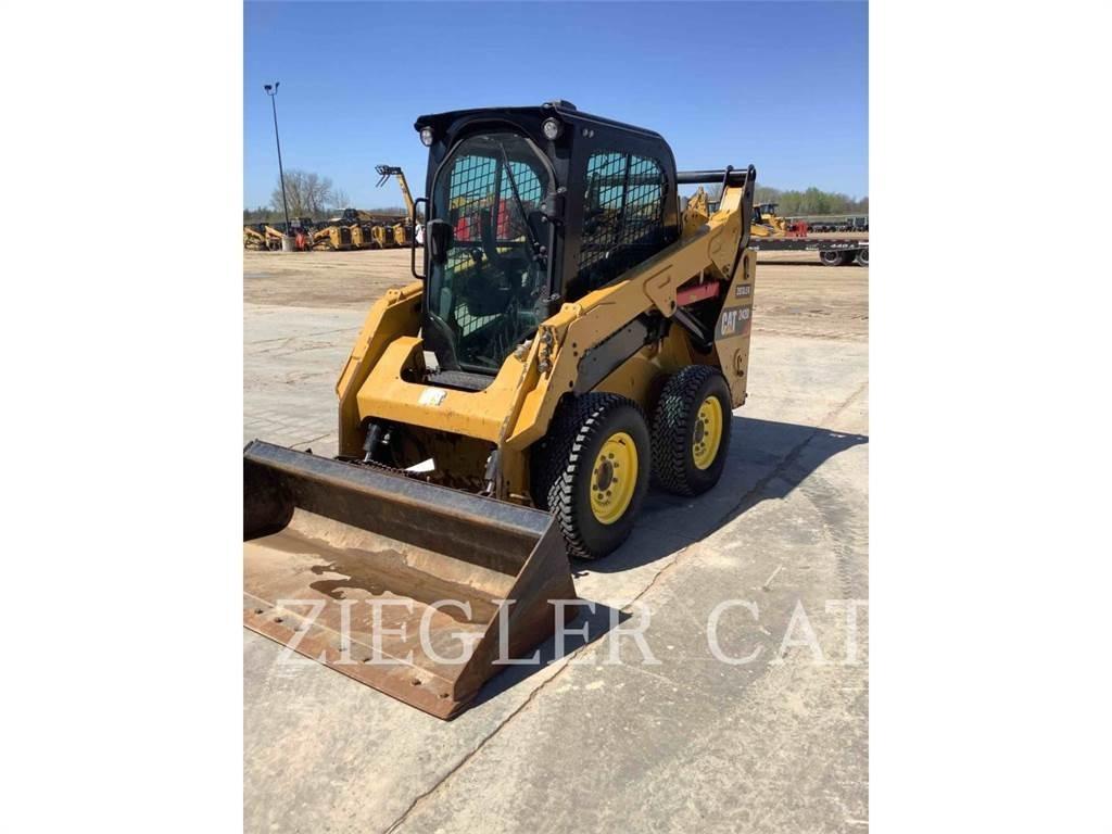 CAT 242D Chargeuse compacte