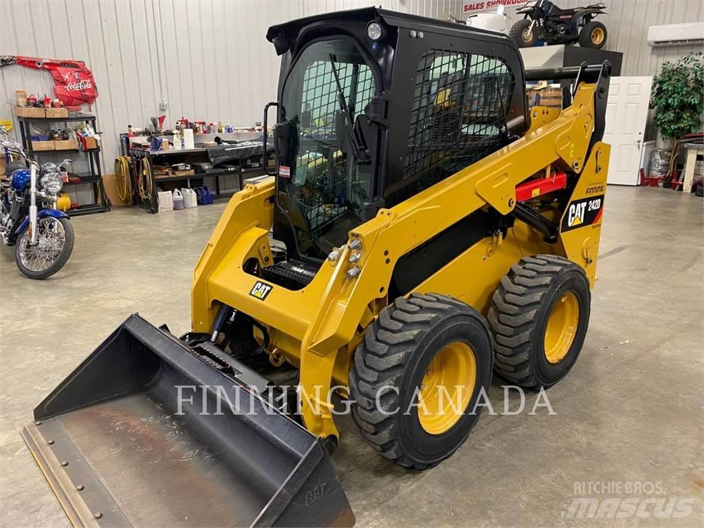 CAT 242D Chargeuse compacte