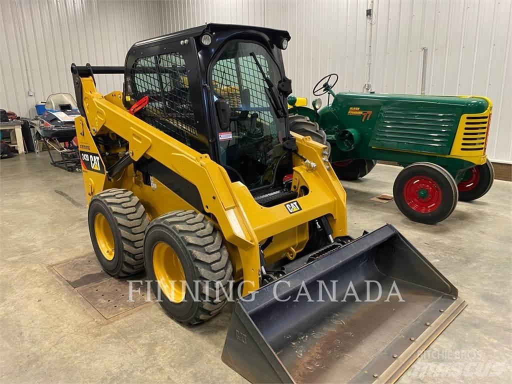 CAT 242D Chargeuse compacte