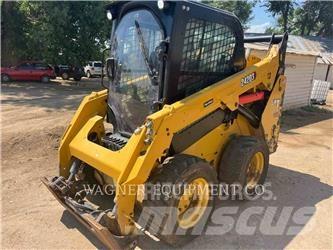 CAT 242D3 Chargeuse compacte