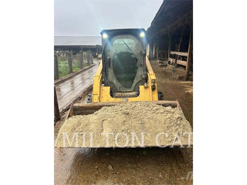 CAT 242D3 Chargeuse compacte